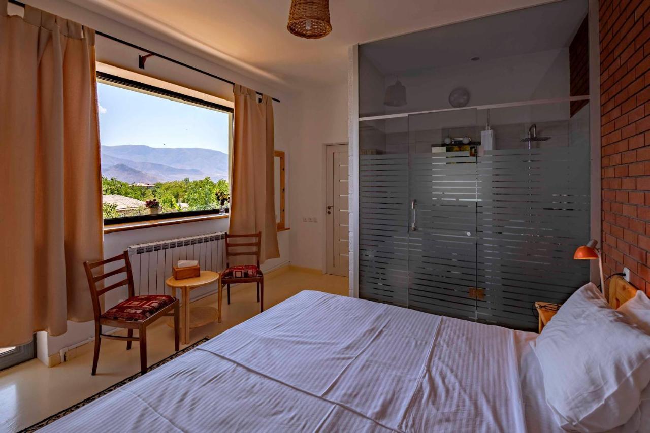 Green Stone Boutique Hotel Yeghegnadzor Exterior photo